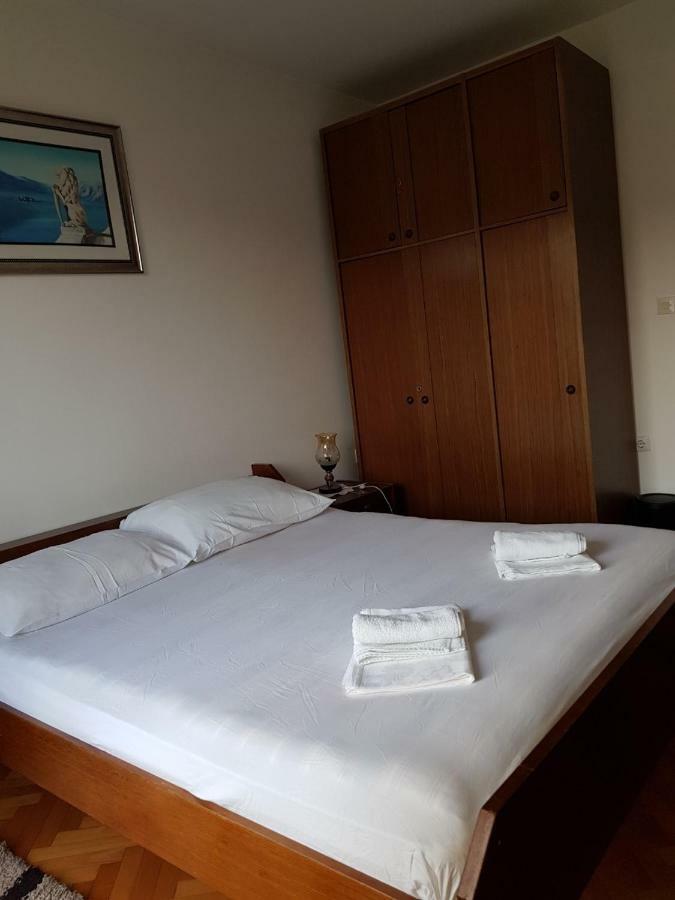 Sobe I Apartmani Marovic Petrovac Extérieur photo